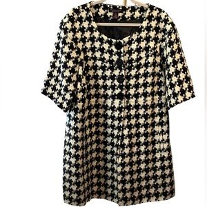 Black & White Houndstooth Quarter Length Sleeve Coat (20W)